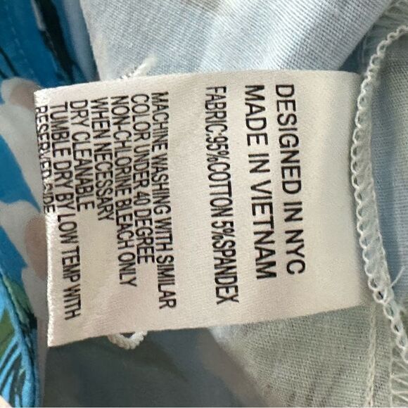 Yumi Kim Floral Wonder Garden Shorts | Size M - Picture 6 of 10